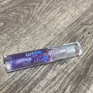🫟5 for $25🫟 Lottie London Blueberry Kiss Oil Slick Nourishing Lip Gloss